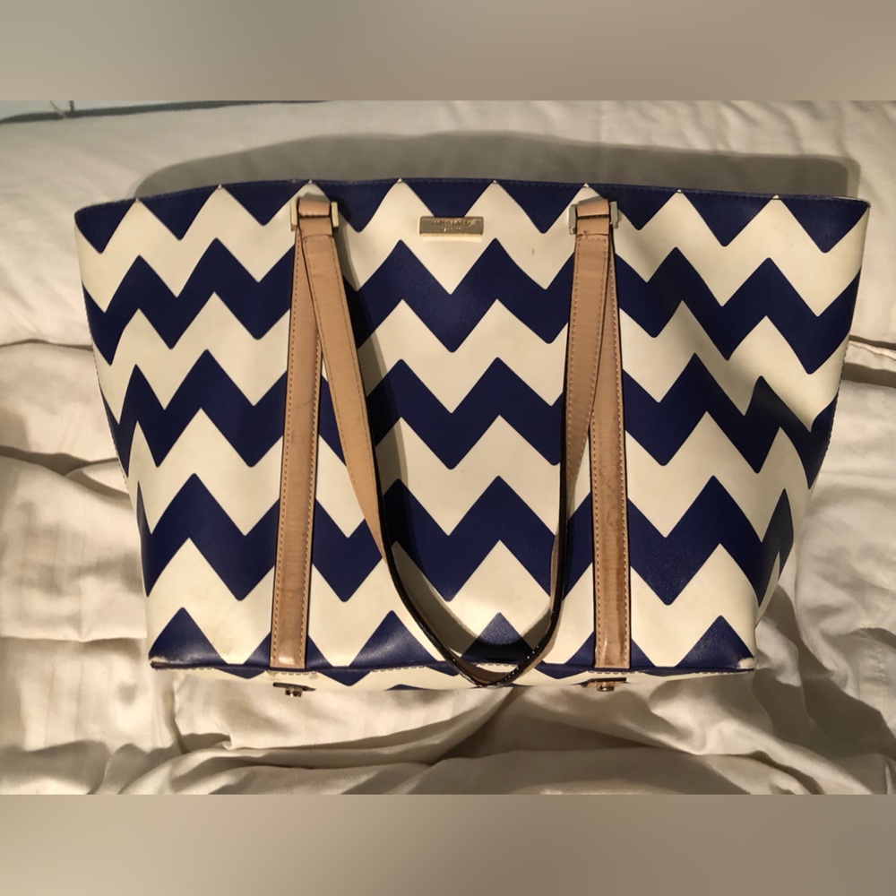Kate spade chevron bag